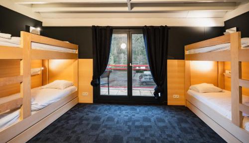 Mixed Dormitory Room