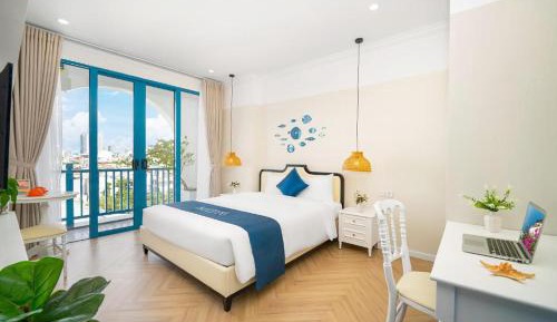 Deluxe Double Room with Balcony