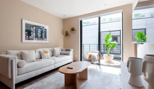 Artistic 2BR in Cuauhtemoc