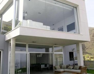 Villa with Sea View