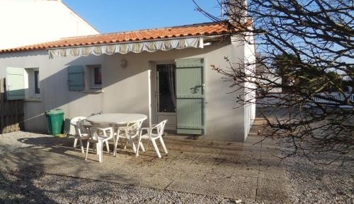 Holiday Home (5 Adults)