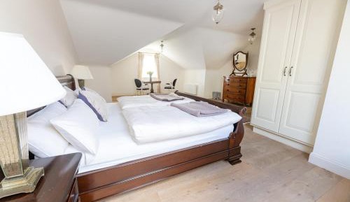 Deluxe Double Room in Spa House