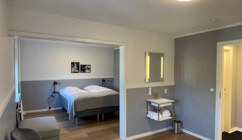 Standard Triple Room with Private Bathroom