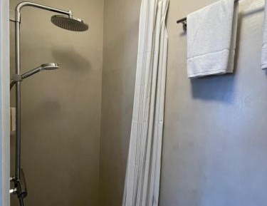 Standard Double Room with Private Bathroom