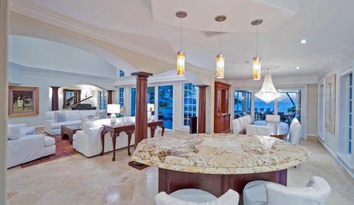 Seven-Bedroom House