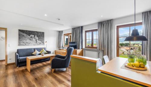 One-Bedroom Premier Apartment
