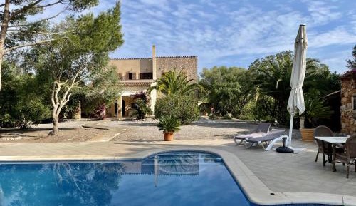 Villa with Garden View