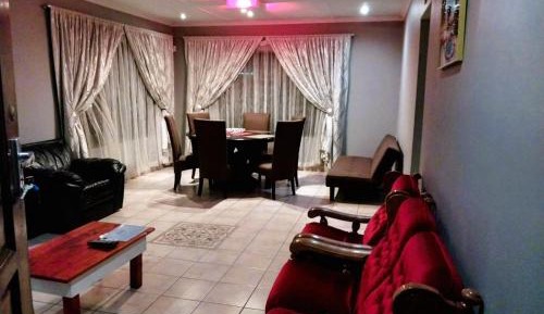 Four-Bedroom Vacation Home