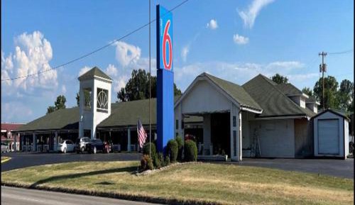 Queen Room - Non-Smoking