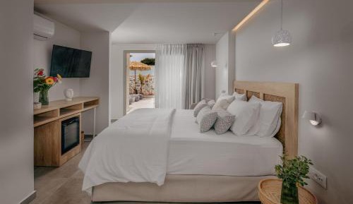Two-Bedroom Suite with Private Pool