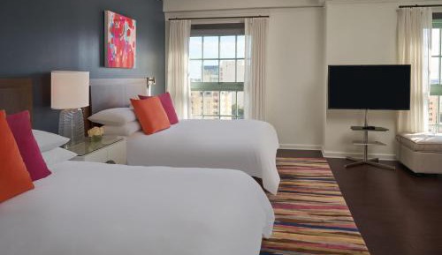  Ponce De Leon, Guest Room, 2 Queen, City View