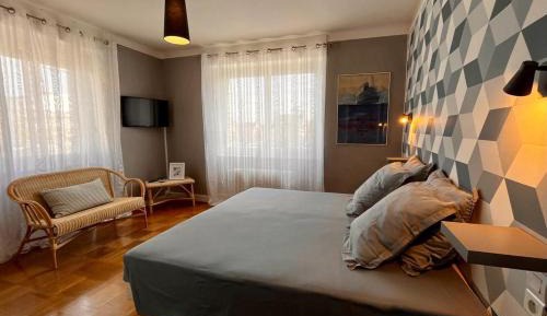 Deluxe Double or Twin Room