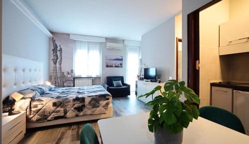 Apartment with Balcony