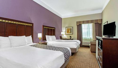 Queen Room with Two Queen Beds - Non-Smoking