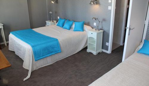 Triple Room with City View