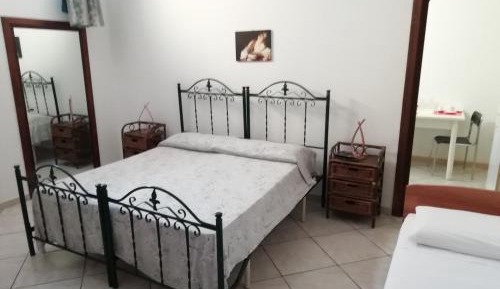 Quadruple Room with Private Bathroom