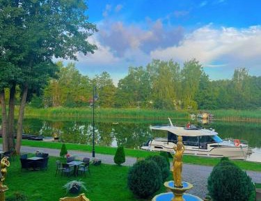 King Room with Lake View