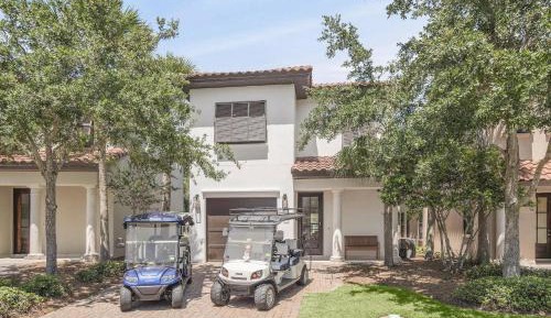 Four-Bedroom Holiday Home