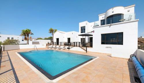 Villa with Sea View