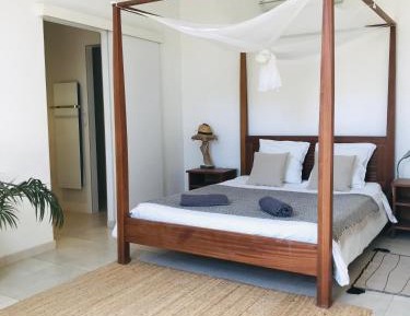 Deluxe King Suite