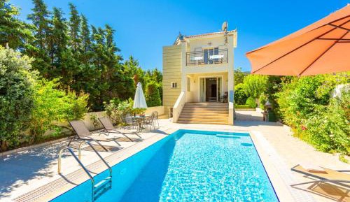  Villa with Private Pool