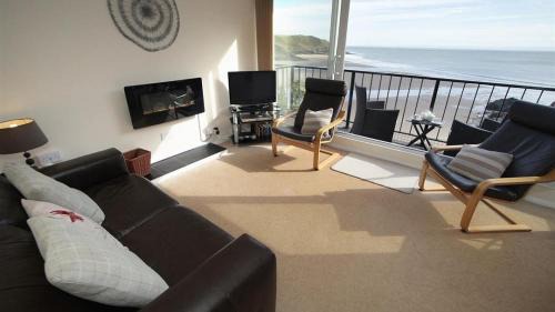 One-Bedroom Holiday Home