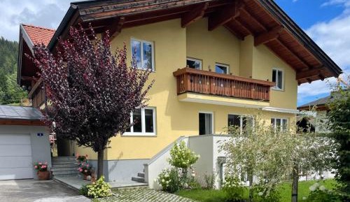 Four-Bedroom Holiday Home