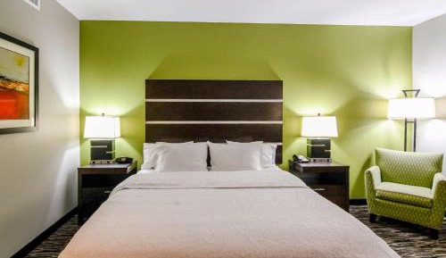 King Room - Hearing Access/Non-Smoking