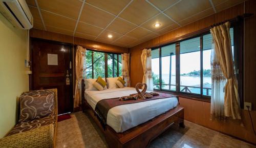 Superior Queen Room
