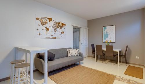 Superior One-Bedroom Apartment