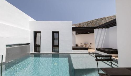 Triple Room with Pool View