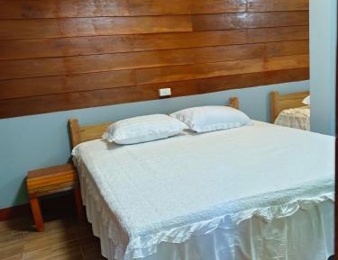 Quadruple Room with Private Bathroom