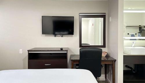 Standard Room, 2 Queen Beds, Non Smoking