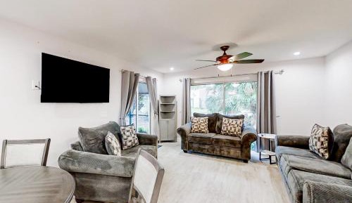 Two Bedroom Apartment 