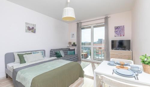 Studio with Balcony