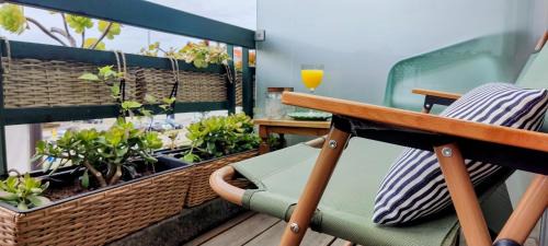 Two-Bedroom Deluxe Apartment with Balcony