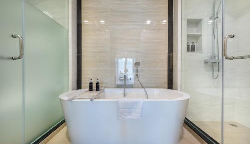 Double Room with Pool View