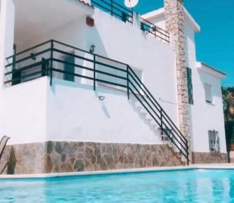 Three-Bedroom Townhouse