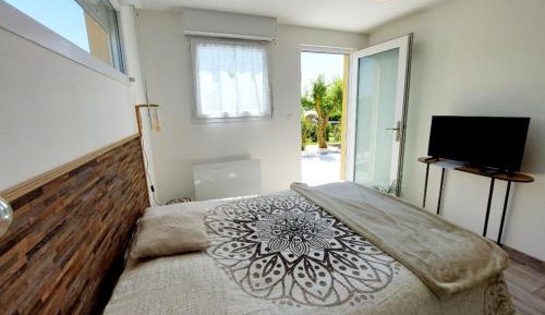 Double Room with Private Bathroom