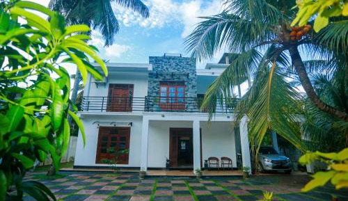 Villa with Garden View