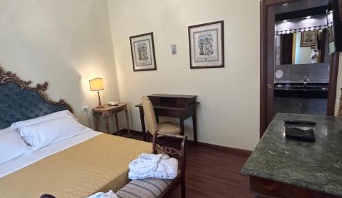 Deluxe Junior Suite