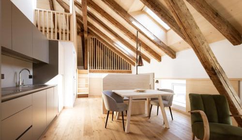 Superior One-Bedroom Apartment with Balcony