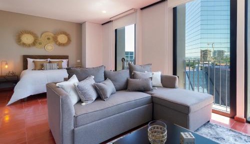One-Bedroom Apartment
