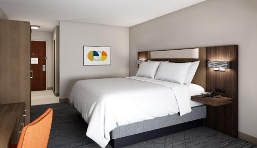 King Suite - Communications Accessible