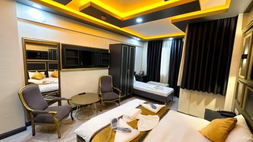 Triple Room with Balcony
