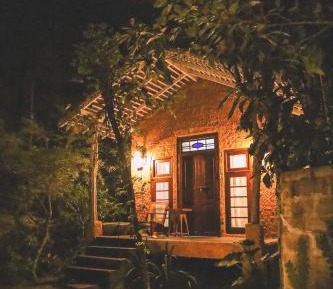 Deluxe Double or Twin Room with Garden View