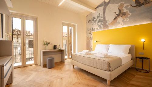 Deluxe Double Room with Balcony