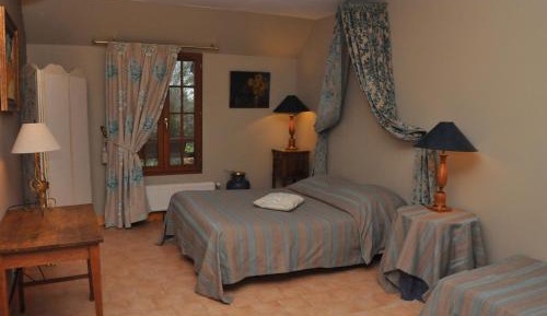 Triple Room with Garden View