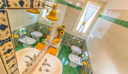 Double or Twin Room with Bathroom