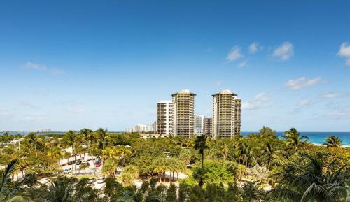 Two-Bedroom Condo with Ocean View